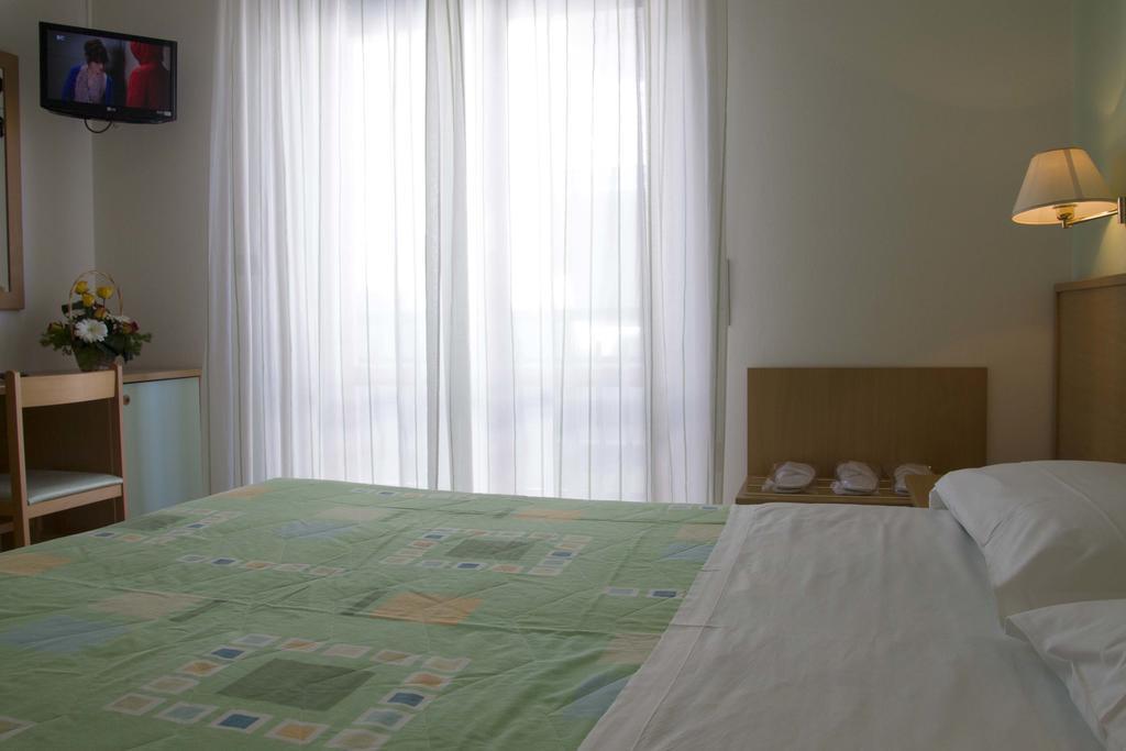 Hotel Madison San Benedetto del Tronto Zewnętrze zdjęcie